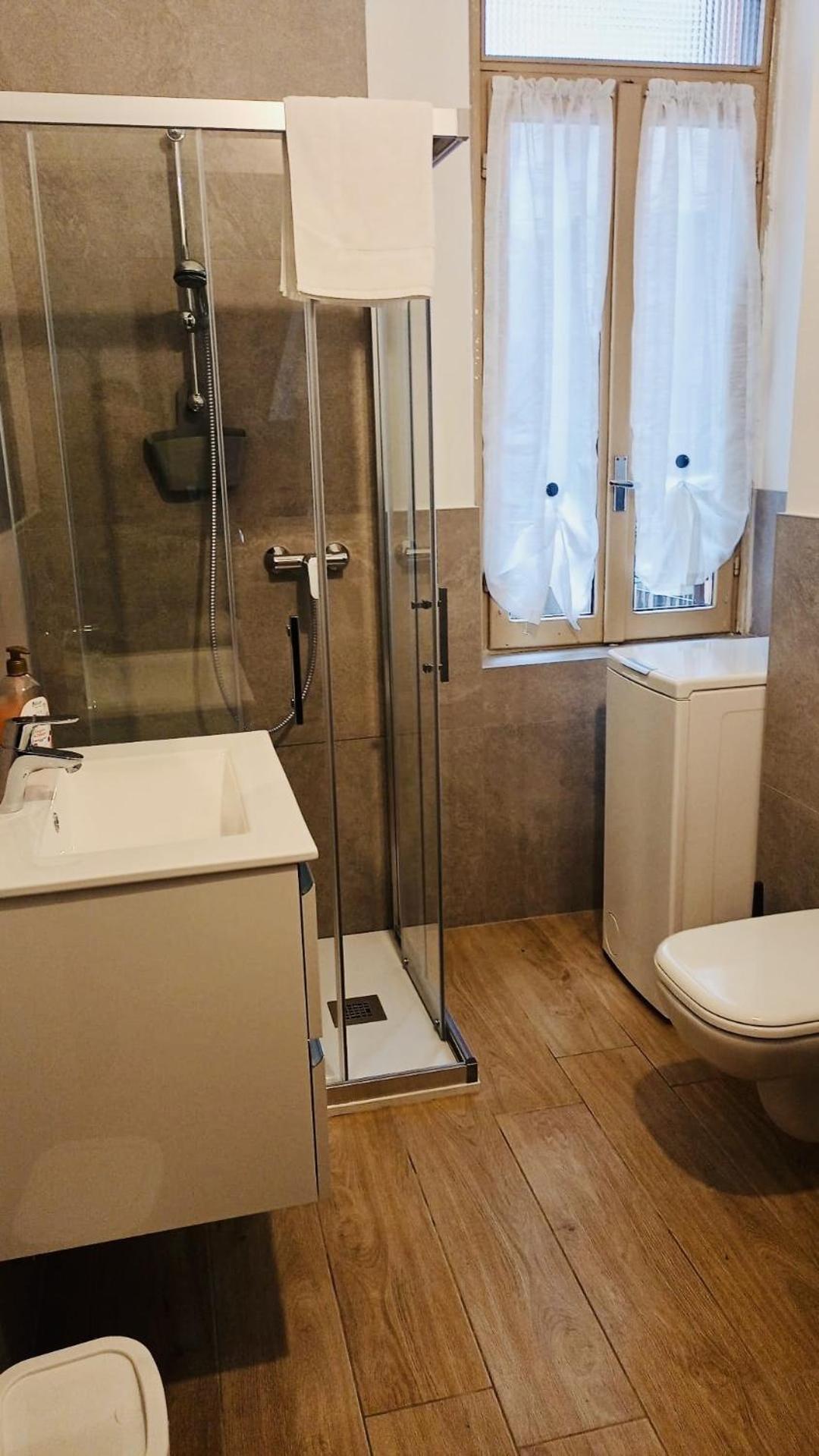 Comolake House Apartment Bellano Bagian luar foto